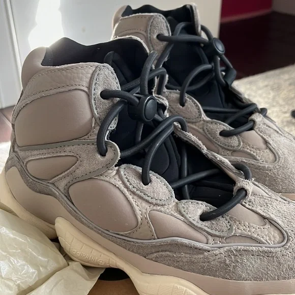 Yeezy 500 high - Picture 6 of 10